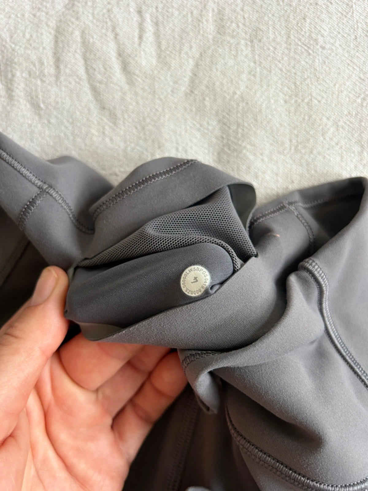 Lululemon In Movement 7/8 Tight *Everlux 25" Titanium US4/ UK8