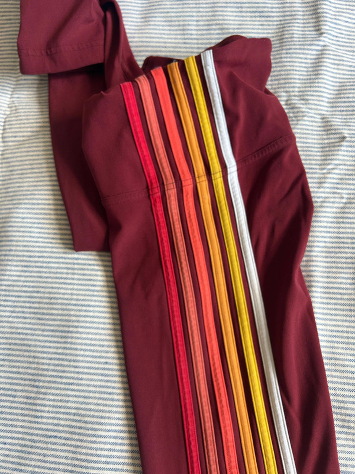 Lululemon Woman’s Take A Hint 7/8 Tight *25" Deep Rouge Size US4/ UK8