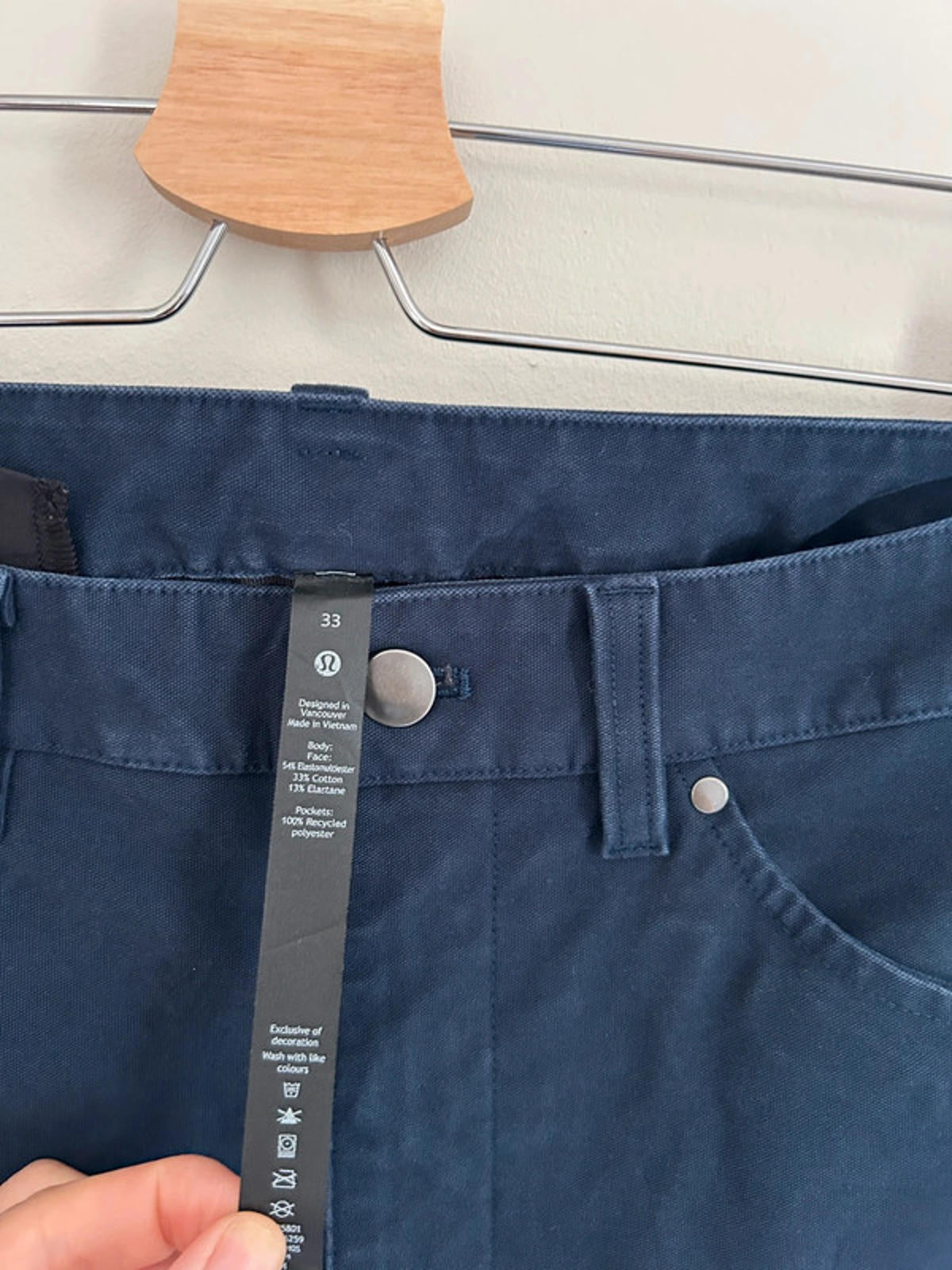 Lululemon Mens ABC Crop Trousers Relaxed *Utilitech True Navy