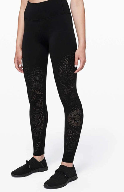 Lululemon Reveal Tight *Zen Expression Black US4 / UK8